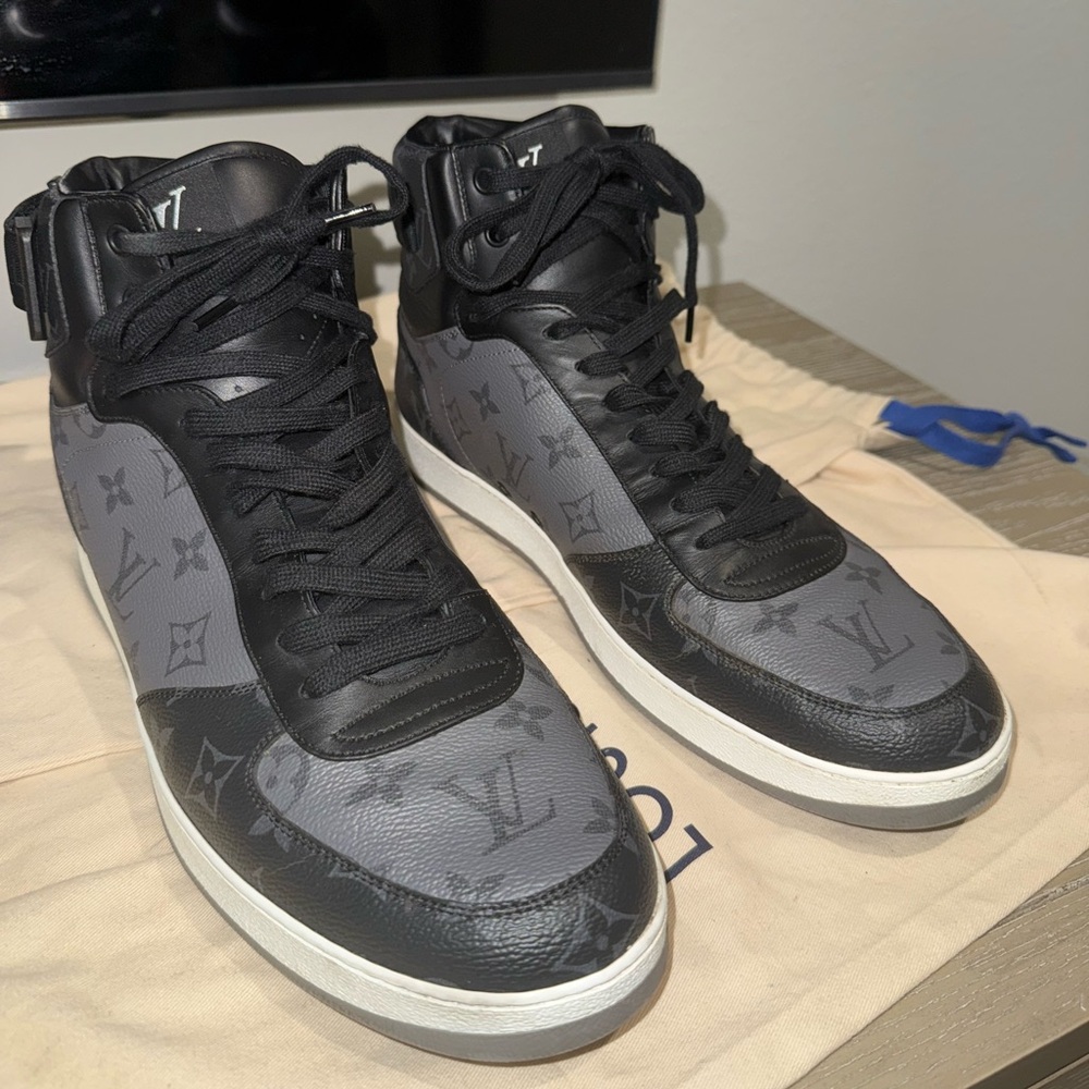Louis Vuitton Sneaker